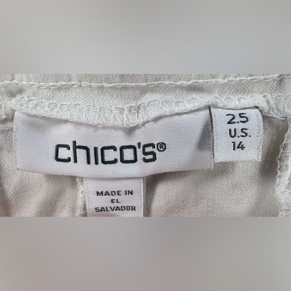 chico’s White Pull-On Bermuda Shorts for Women – Sleek Summer Staple - Picture 2 of 2